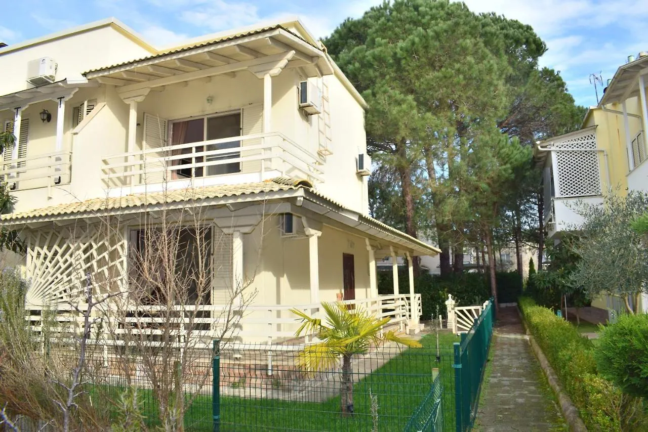 Lura 1 Beach House - 235 Plazhi San Pietro