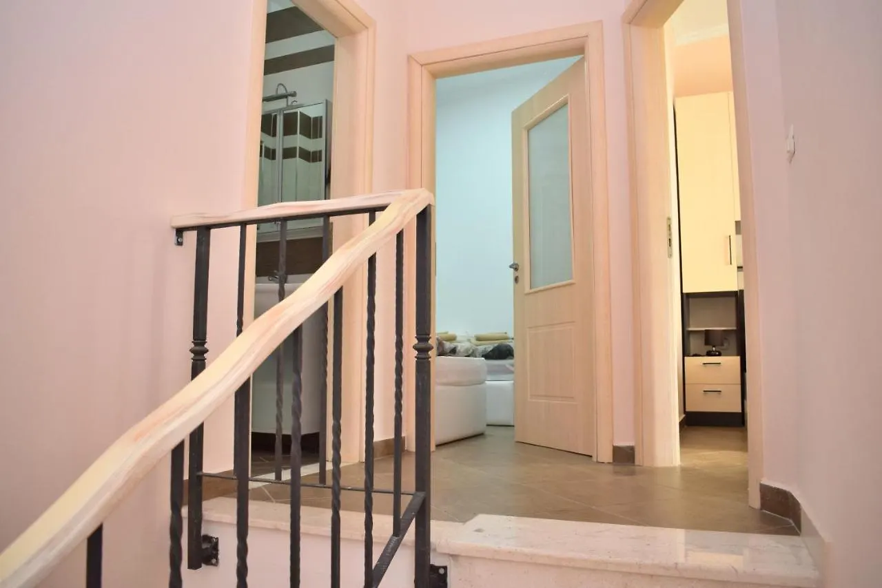 Villa Lura 1 Beach House - 235 Plazhi San Pietro