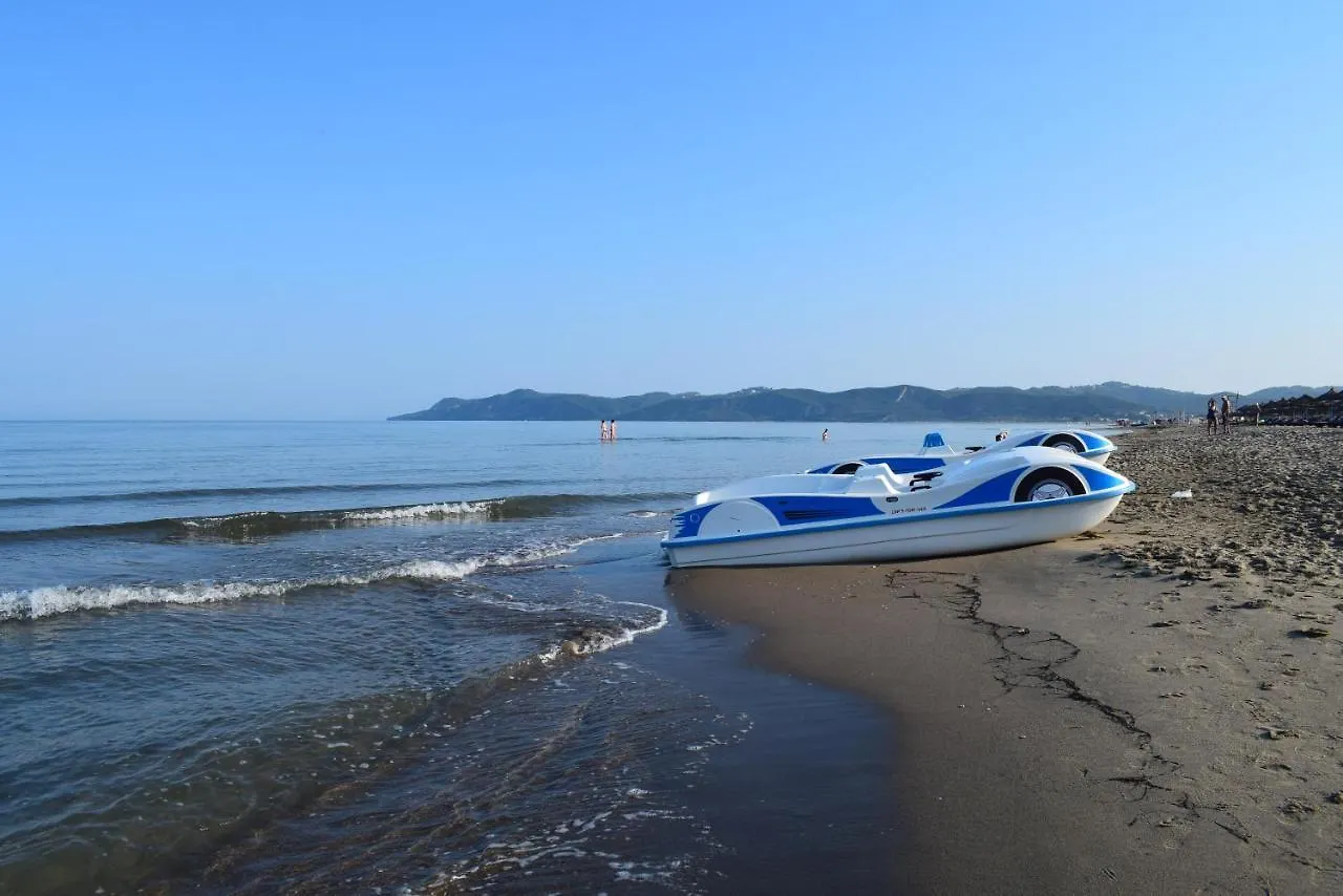 Lura 1 Beach House - 235 Plazhi San Pietro Albania