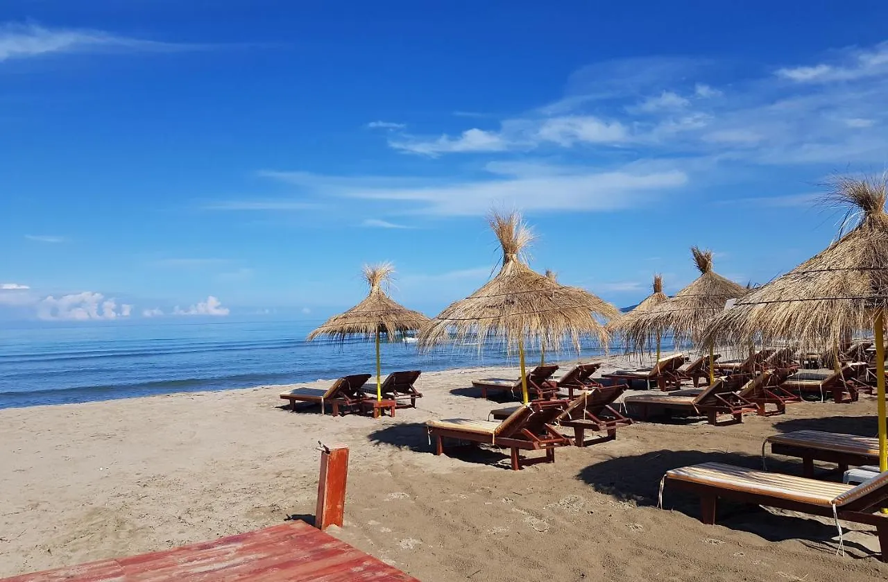 Lura 1 Beach House - 235 Plazhi San Pietro Villa